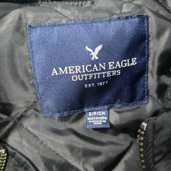 American Eagle Womens Black Floral Embroidered Bomber Jacket Quilted Small 11119 - Picture 6 of 8